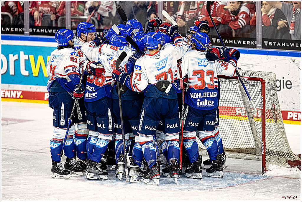 PENNY DEL Viertelfinale Spiel 6;  Koelner Haie - Adler Mannheim; Koeln, 26.03.2023